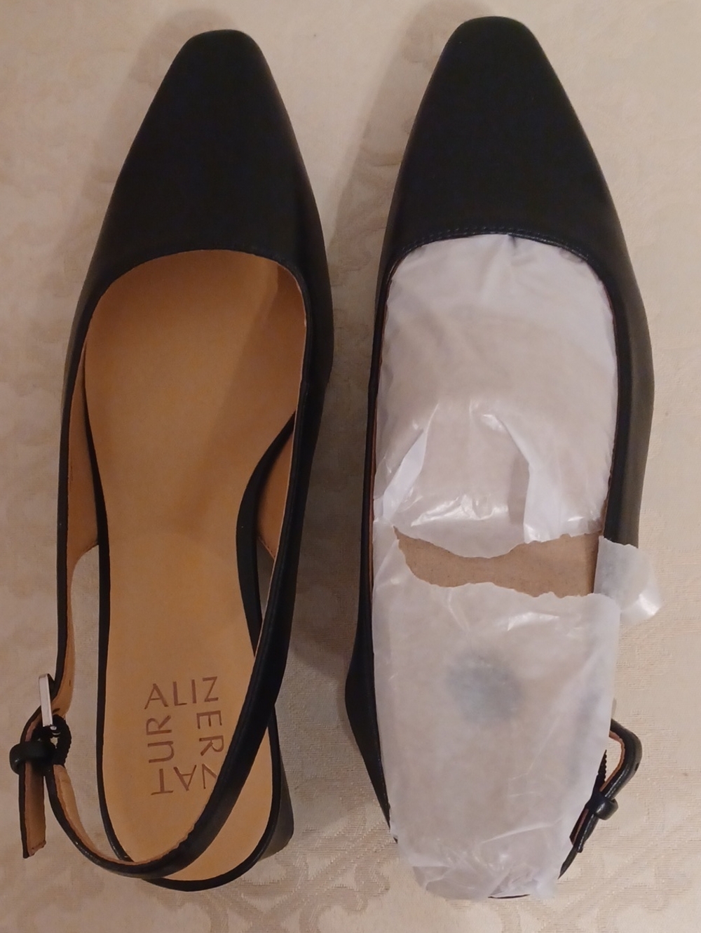 Naturalizer Black Pointed Slingback Flats